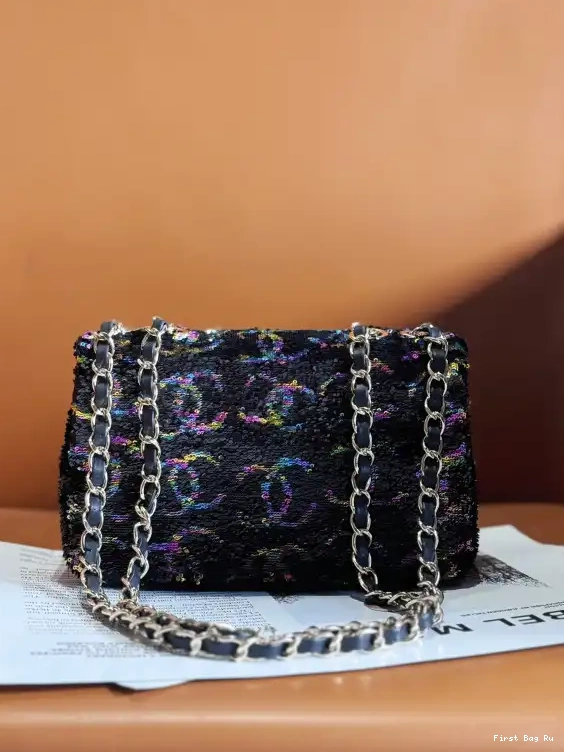 Firstbag Ru CHANEL FLAP BAG 20CM 0524